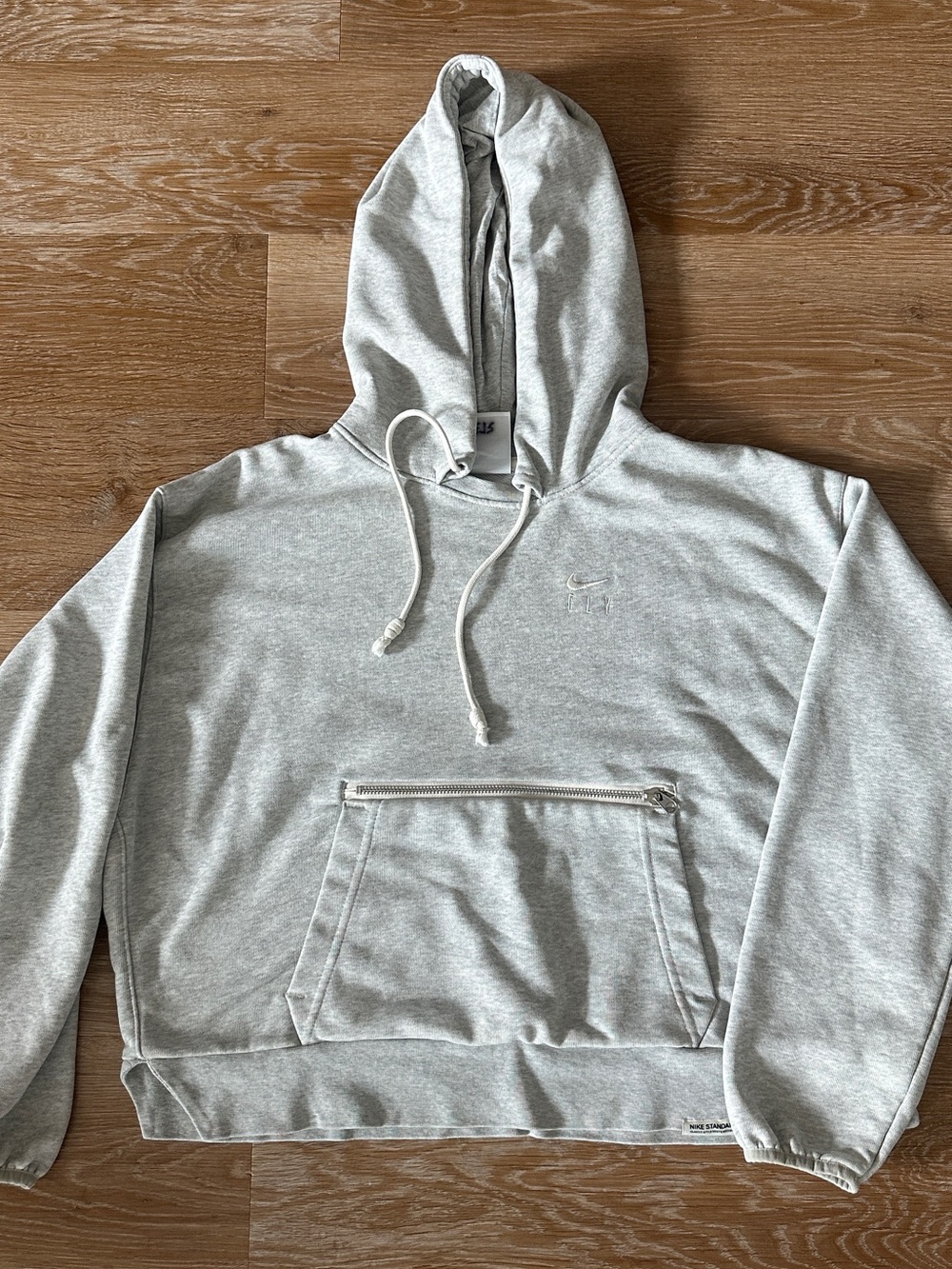 Nike Standard Issue Dri-FIT Gray Hoodie Size S